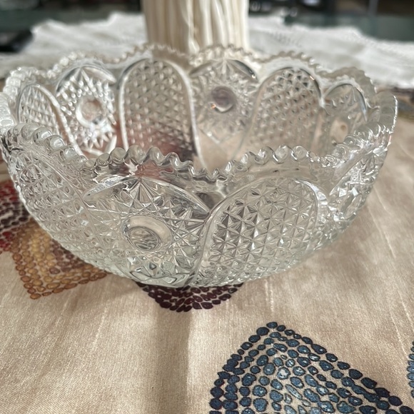 Vintage Crystal Bowl - Picture 6 of 9